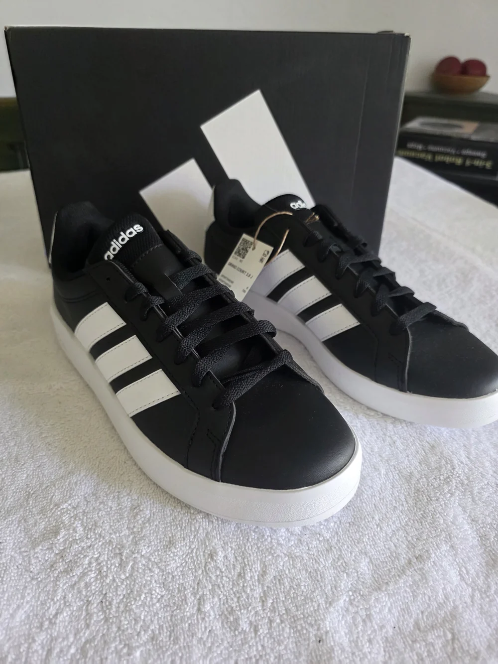 Adidas Grand Court 3.0 J Black & White Sneakers JP9366 - Size Youth 6.5